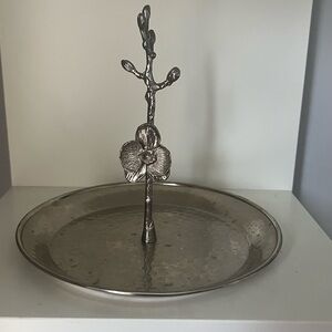 Silver Jewelry Holder with Floral Design